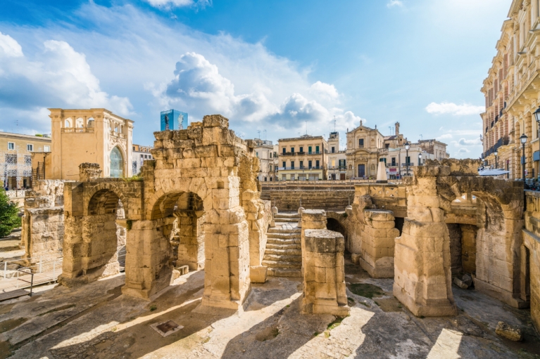 Antigo anfiteatro em Lecce, Itália