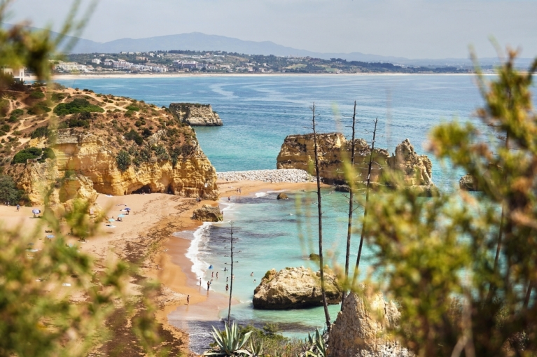 Praias e falésias em Lagos, Portugal