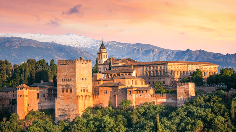 spain-granada-the-alhambra-at-sunset